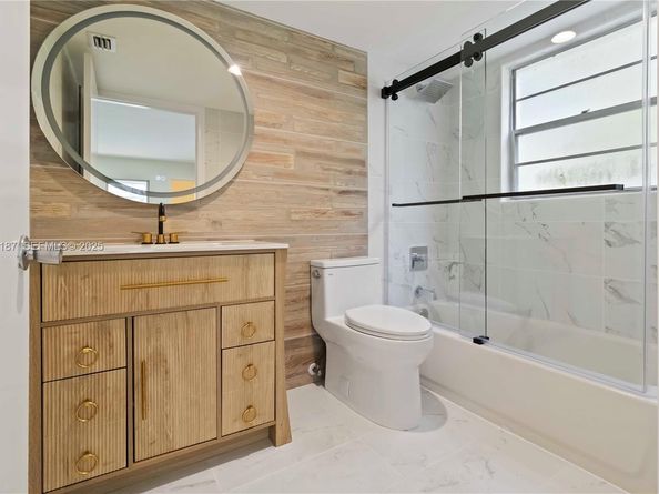 1805 Eleuthera Pt A2, Coconut Creek FL 33066