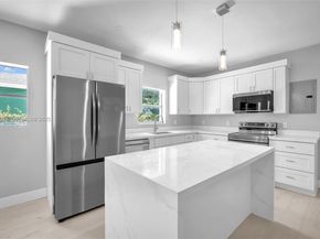 421 NW 59th St, Miami FL 33127