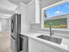 421 NW 59th St, Miami FL 33127