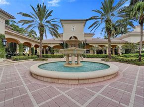 10813 Blackhawk St, Plantation FL 33324