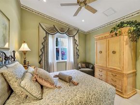 10813 Blackhawk St, Plantation FL 33324