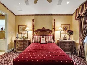 10813 Blackhawk St, Plantation FL 33324