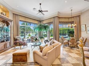 10813 Blackhawk St, Plantation FL 33324
