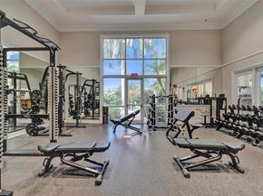 10813 Blackhawk St, Plantation FL 33324