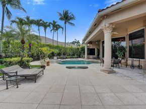 10813 Blackhawk St, Plantation FL 33324