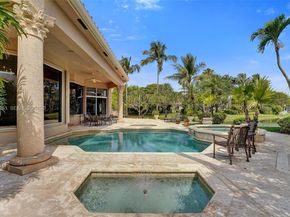 10813 Blackhawk St, Plantation FL 33324