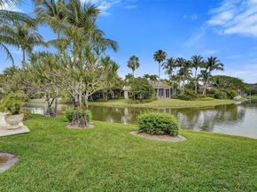 10813 Blackhawk St, Plantation FL 33324