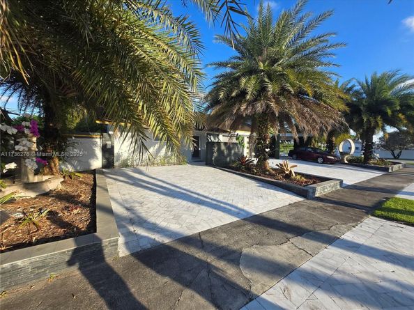 6321 SW 106th Ave, Miami FL 33173