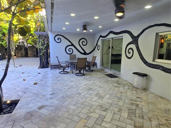 6321 SW 106th Ave, Miami FL 33173