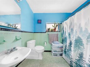 2600 SW 2nd St, Miami FL 33135