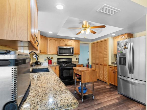 11701 NW 33rd St, Sunrise FL 33323