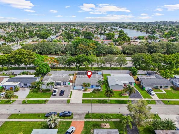 11701 NW 33rd St, Sunrise FL 33323