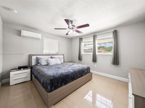 7831 NW 11th St, Pembroke Pines FL 33024