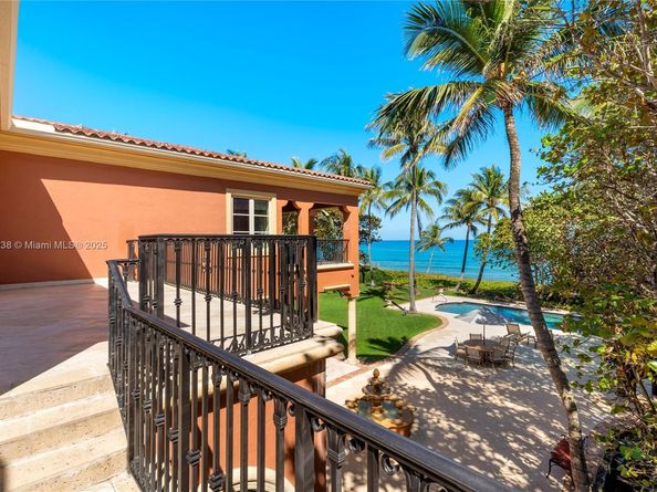1091 Hillsboro Mile, Hillsboro Beach FL 33062