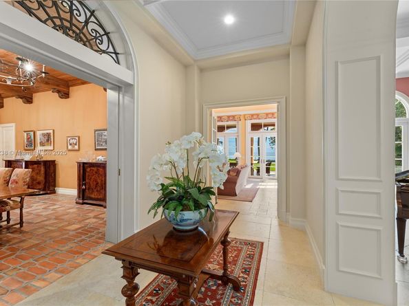 1091 Hillsboro Mile, Hillsboro Beach FL 33062