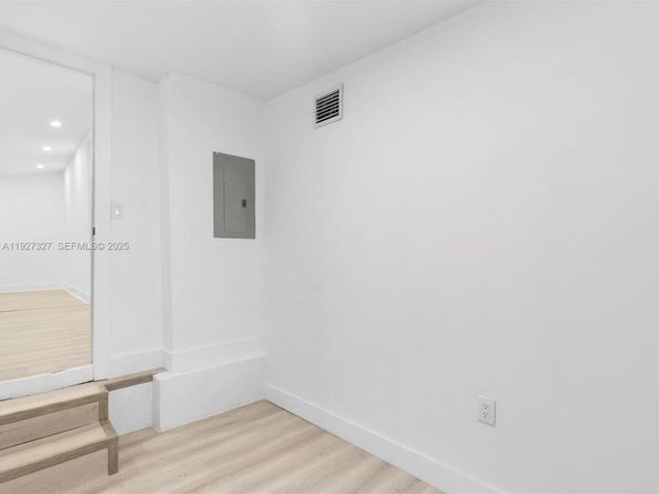 6318 NW 19th Ct, Miami FL 33147