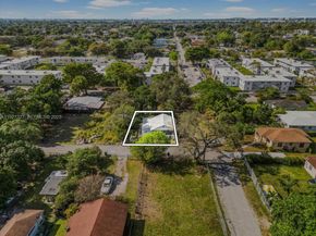 6318 NW 19th Ct, Miami FL 33147