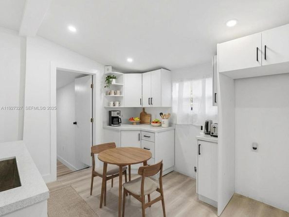 6318 NW 19th Ct, Miami FL 33147