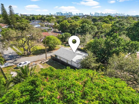 6318 NW 19th Ct, Miami FL 33147