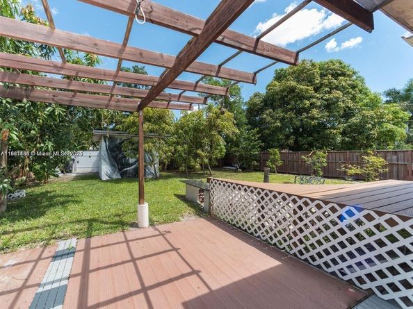 1509 Fletcher St, Hollywood FL 33020