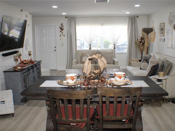 1511 Alfred Dr, Boynton Beach FL 33426