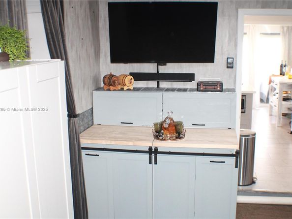 1511 Alfred Dr, Boynton Beach FL 33426