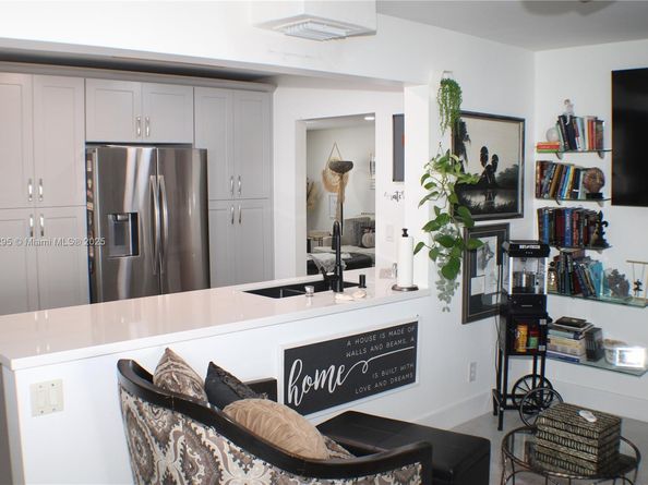 1511 Alfred Dr, Boynton Beach FL 33426