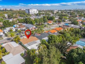 5574 SW 3rd St, Miami FL 33134