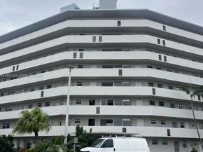 1750 NE 191st St 5071, Miami FL 33179