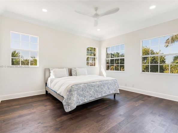 12008 NW 69th Ct, Parkland FL 33076