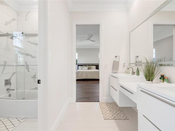 12008 NW 69th Ct, Parkland FL 33076