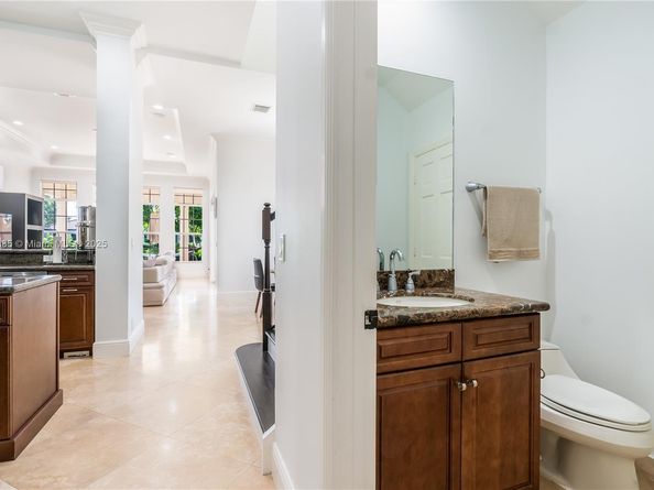 12008 NW 69th Ct, Parkland FL 33076