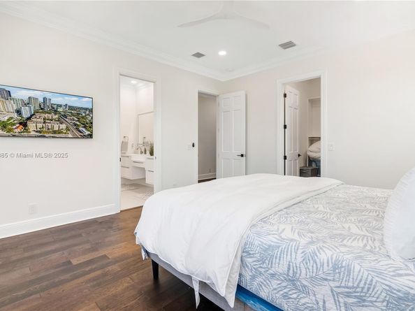 12008 NW 69th Ct, Parkland FL 33076