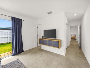 3246 Pierce St, Hollywood FL 33021