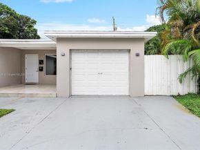 3246 Pierce St, Hollywood FL 33021