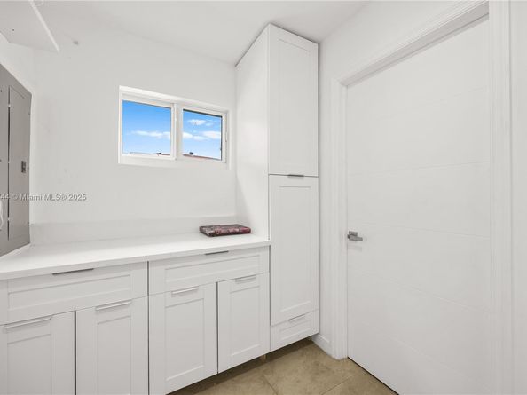 3246 Pierce St, Hollywood FL 33021