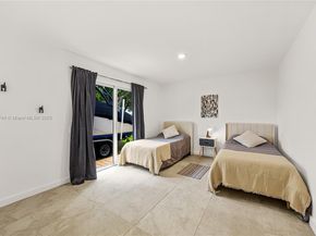 3246 Pierce St, Hollywood FL 33021