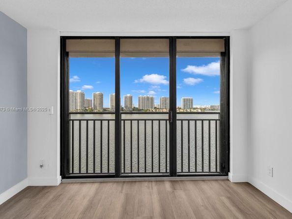 17720 N Bay Rd 803, Sunny Isles Beach FL 33160