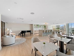 900 Biscayne Blvd 1704, Miami FL 33132