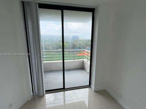 3300 NE 191st St 801, Aventura FL 33180