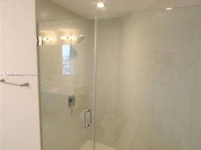 1010 SW 2nd Ave LPH05, Miami FL 33130
