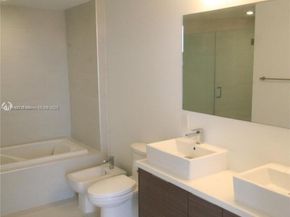 1010 SW 2nd Ave LPH05, Miami FL 33130
