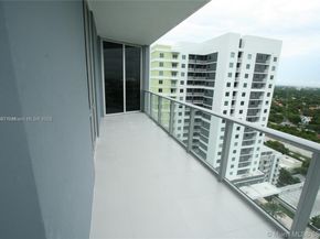 1010 SW 2nd Ave LPH05, Miami FL 33130