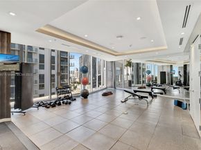 1010 SW 2nd Ave LPH05, Miami FL 33130