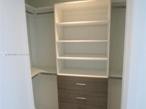 1010 SW 2nd Ave LPH05, Miami FL 33130