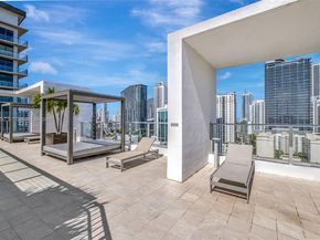 1010 SW 2nd Ave LPH05, Miami FL 33130