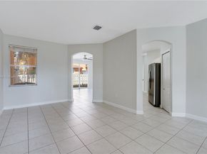 8450 NW 113th Psge, Doral FL 33178