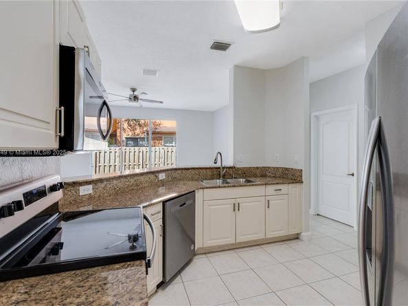 8450 NW 113th Psge, Doral FL 33178