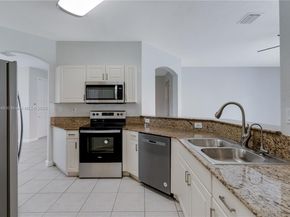 8450 NW 113th Psge, Doral FL 33178