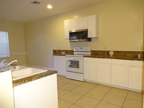 174 NE 32nd Ter, Homestead FL 33033